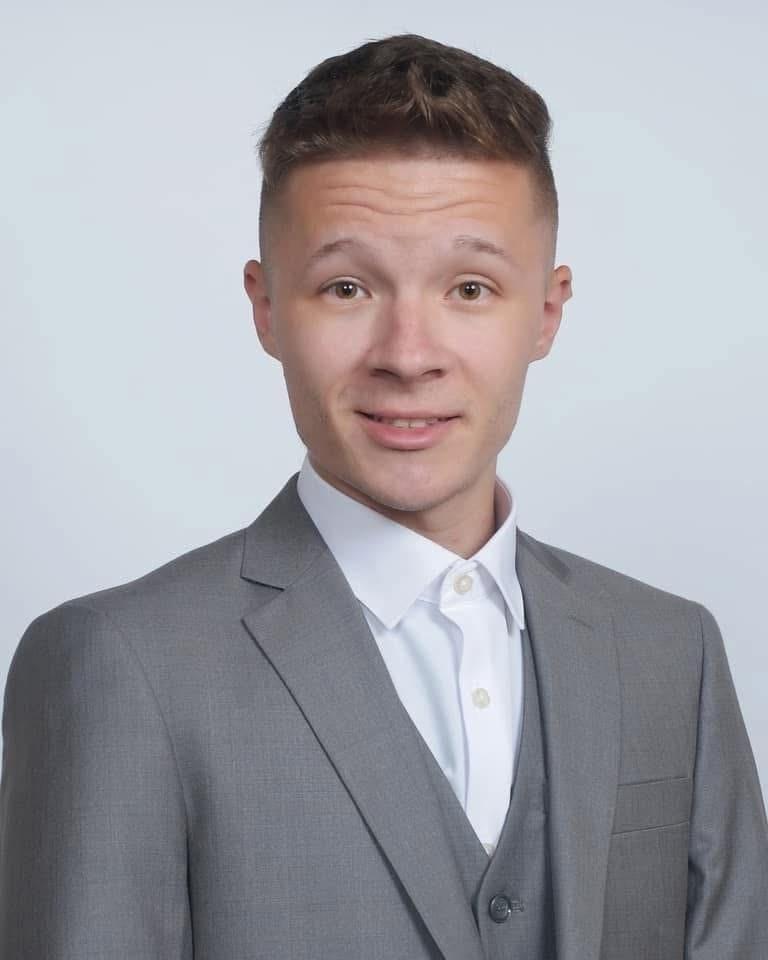 bookkeeping small business owner working desk